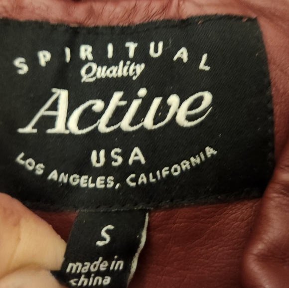 Spiritual Quality Active U.S.A. Los Angeles, California. Small Vest - Picture 4 of 6